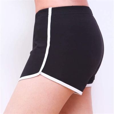 Why Are Running Shorts So Short: A Dive into the World of Athletic Fashion and Functionality